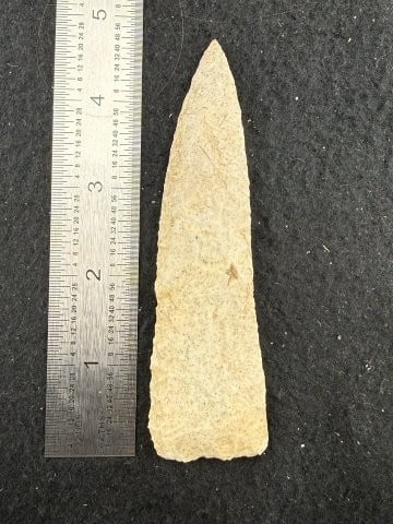 Blade Indian Artifact Arrowhead: KEY WORDS: INDIAN ARTIFACT ARTIFACTS ARROWHEAD ARROWHEADS NATIVE AMERICAN MISSISSIPPIAN QUAPAW CADDO POTTERY COINS MORGAN DOLLAR PEACE DOLLAR SILVER COINS. All coins have been Sigma tested for