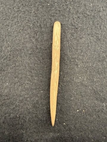 Bone Needle Indian Artifact Arrowhead - 2