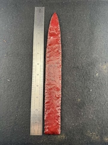 Large Obsidian Spear Point Indian Artifact Arrowhead: KEY WORDS: INDIAN ARTIFACT ARTIFACTS ARROWHEAD ARROWHEADS NATIVE AMERICAN MISSISSIPPIAN QUAPAW CADDO POTTERY COINS MORGAN DOLLAR PEACE DOLLAR SILVER COINS. All coins have been Sigma tested for authent