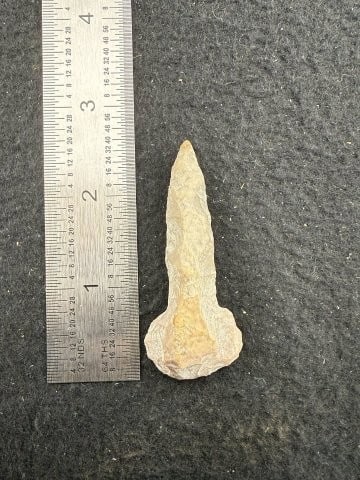 Arrow Point Indian Artifact Arrowhead: KEY WORDS: INDIAN ARTIFACT ARTIFACTS ARROWHEAD ARROWHEADS NATIVE AMERICAN MISSISSIPPIAN QUAPAW CADDO POTTERY COINS MORGAN DOLLAR PEACE DOLLAR SILVER COINS. All coins have been Sigma tested for