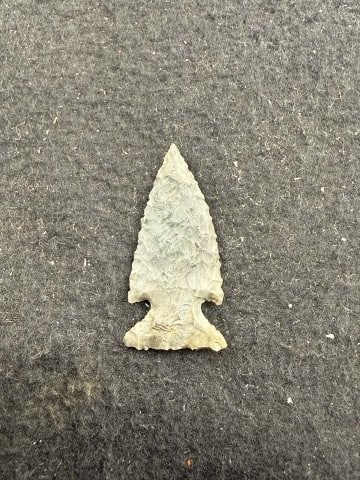 Arrow Point Indian Artifact Arrowhead - 2