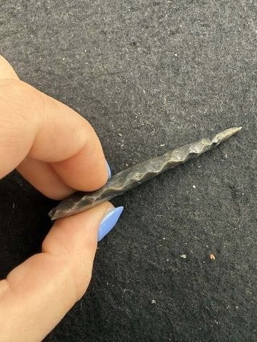 Arrow Point Indian Artifact Arrowhead - 3