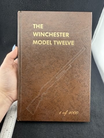Winchester Gun Book: KEY WORDS: INDIAN ARTIFACT ARTIFACTS ARROWHEAD ARROWHEADS NATIVE AMERICAN MISSISSIPPIAN QUAPAW CADDO POTTERY COINS MORGAN DOLLAR PEACE DOLLAR SILVER COINS. All coins have been Sigma tested for authent