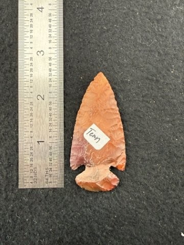 Dovetail Indian Artifact Arrowhead: KEY WORDS: INDIAN ARTIFACT ARTIFACTS ARROWHEAD ARROWHEADS NATIVE AMERICAN MISSISSIPPIAN QUAPAW CADDO POTTERY COINS MORGAN DOLLAR PEACE DOLLAR SILVER COINS. All coins have been Sigma tested for authent