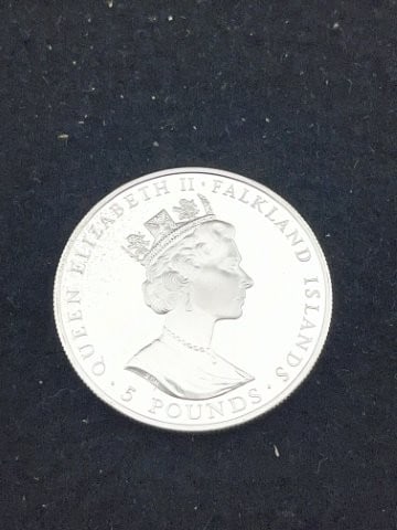 .925 Sterling Silver Coin: KEY WORDS: INDIAN ARTIFACT ARTIFACTS ARROWHEAD ARROWHEADS NATIVE AMERICAN MISSISSIPPIAN QUAPAW CADDO POTTERY COINS MORGAN DOLLAR PEACE DOLLAR SILVER COINS. All coins have been Sigma tested for authent