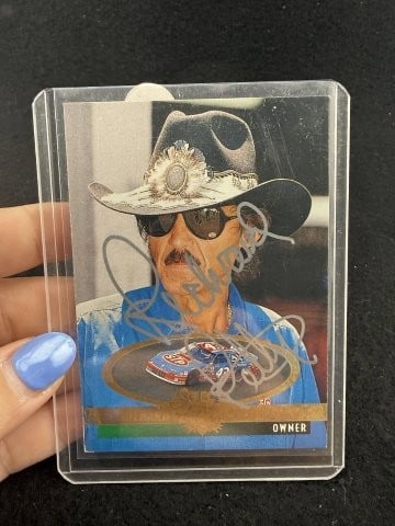 Richard Petty Hand Signed Authentic Autograph: KEY WORDS: INDIAN ARTIFACT ARTIFACTS ARROWHEAD ARROWHEADS NATIVE AMERICAN MISSISSIPPIAN QUAPAW CADDO POTTERY COINS MORGAN DOLLAR PEACE DOLLAR SILVER COINS. All coins have been Sigma tested for authent