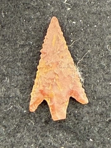 Arrow Point Indian Artifact Arrowhead - 2