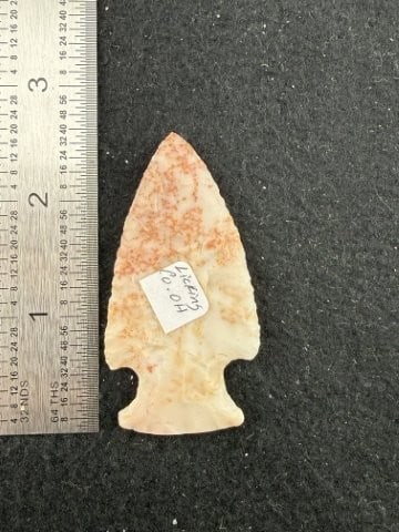 Side Notch Indian Artifact Arrowhead: KEY WORDS: INDIAN ARTIFACT ARTIFACTS ARROWHEAD ARROWHEADS NATIVE AMERICAN MISSISSIPPIAN QUAPAW CADDO POTTERY COINS MORGAN DOLLAR PEACE DOLLAR SILVER COINS. All coins have been Sigma tested for