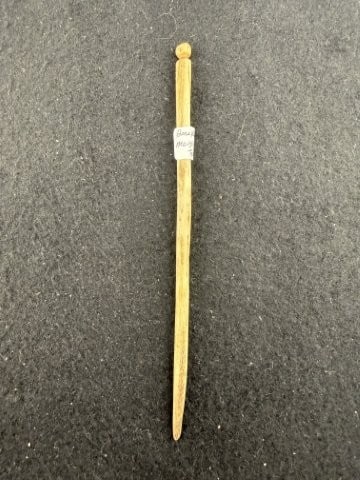 Bone Pin Indian Artifact Arrowhead - 2