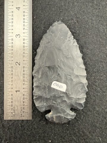 Dovetail Indian Artifact Arrowhead: KEY WORDS: INDIAN ARTIFACT ARTIFACTS ARROWHEAD ARROWHEADS NATIVE AMERICAN MISSISSIPPIAN QUAPAW CADDO POTTERY COINS MORGAN DOLLAR PEACE DOLLAR SILVER COINS. All coins have been Sigma tested for