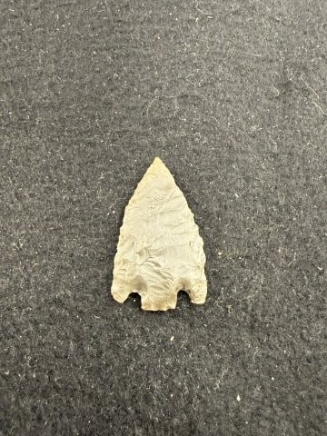 Arrow Point Indian Artifact Arrowhead - 2