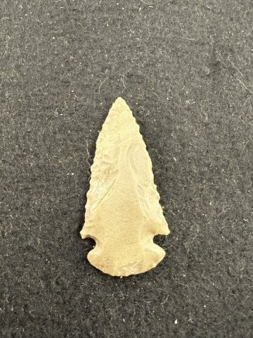 Arrow Point Indian Artifact Arrowhead - 2