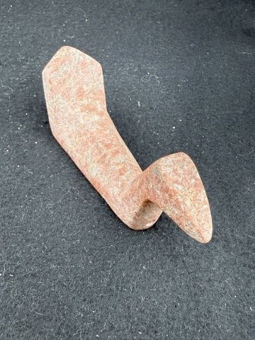 Birdstone Indian Artifact Arrowhead: KEY WORDS: INDIAN ARTIFACT ARTIFACTS ARROWHEAD ARROWHEADS NATIVE AMERICAN MISSISSIPPIAN QUAPAW CADDO POTTERY COINS MORGAN DOLLAR PEACE DOLLAR SILVER COINS. All coins have been Sigma tested for