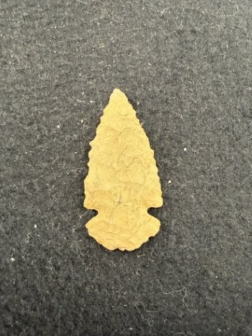Dovetail Indian Artifact Arrowhead - 2