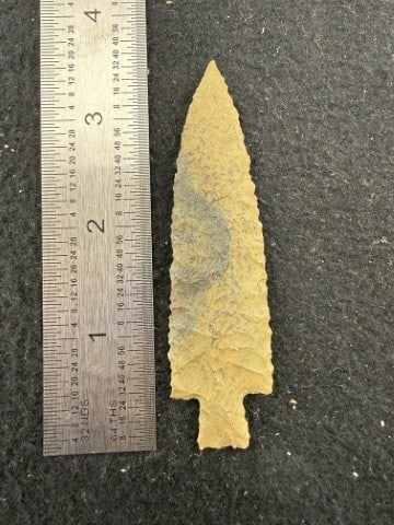 Hardin Indian Artifact Arrowhead: KEY WORDS: INDIAN ARTIFACT ARTIFACTS ARROWHEAD ARROWHEADS NATIVE AMERICAN MISSISSIPPIAN QUAPAW CADDO POTTERY COINS MORGAN DOLLAR PEACE DOLLAR SILVER COINS. All coins have been Sigma tested for