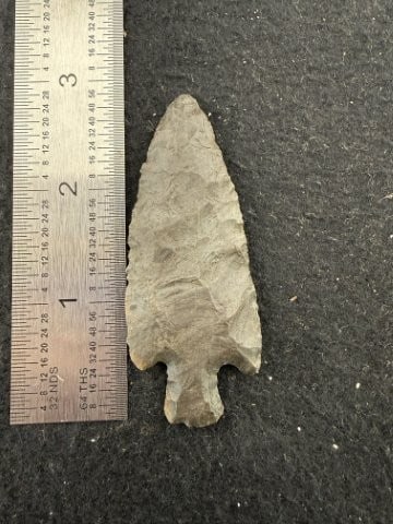 Arrow Point Indian Artifact Arrowhead