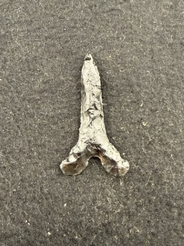 Arrow Point Indian Artifact Arrowhead - 2