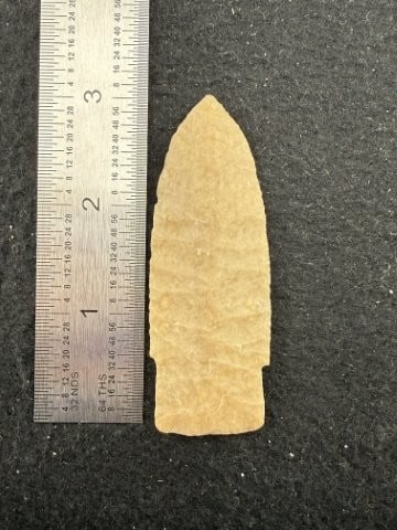 Scottsbluff Indian Artifact Arrowhead: KEY WORDS: INDIAN ARTIFACT ARTIFACTS ARROWHEAD ARROWHEADS NATIVE AMERICAN MISSISSIPPIAN QUAPAW CADDO POTTERY COINS MORGAN DOLLAR PEACE DOLLAR SILVER COINS. All coins have been Sigma tested for