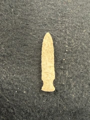 Arrow Point Indian Artifact Arrowhead - 2