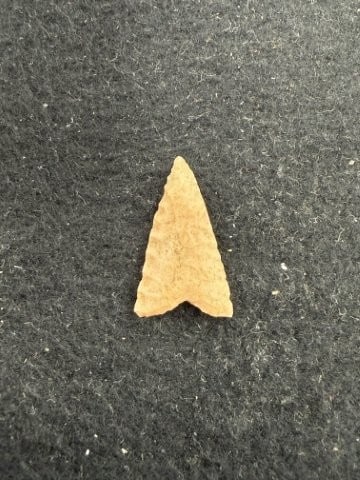 Arrow Point Indian Artifact Arrowhead - 2