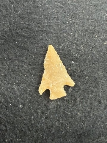 Arrow Point Indian Artifact Arrowhead - 2