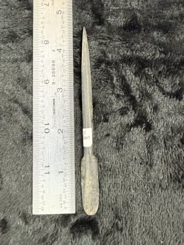 Stone Pin from Meigs County Tennessee Indian Artifact Arrowhead: KEY WORDS: INDIAN ARTIFACT ARTIFACTS ARROWHEAD ARROWHEADS NATIVE AMERICAN MISSISSIPPIAN QUAPAW CADDO POTTERY COINS MORGAN DOLLAR PEACE DOLLAR SILVER COINS. All coins have been Sigma tested for authent