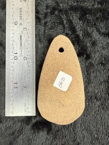 Pendant from Ohio Indian Artifact Arrowhead: KEY WORDS: INDIAN ARTIFACT ARTIFACTS ARROWHEAD ARROWHEADS NATIVE AMERICAN MISSISSIPPIAN QUAPAW CADDO POTTERY COINS MORGAN DOLLAR PEACE DOLLAR SILVER COINS. All coins have been Sigma tested for authent