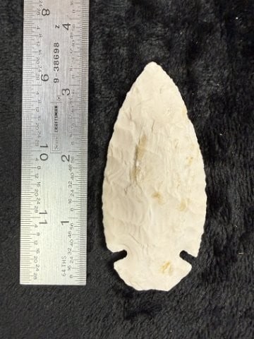 Dovetail Indian Artifact Arrowhead: KEY WORDS: INDIAN ARTIFACT ARTIFACTS ARROWHEAD ARROWHEADS NATIVE AMERICAN MISSISSIPPIAN QUAPAW CADDO POTTERY COINS MORGAN DOLLAR PEACE DOLLAR SILVER COINS. All coins have been Sigma tested for