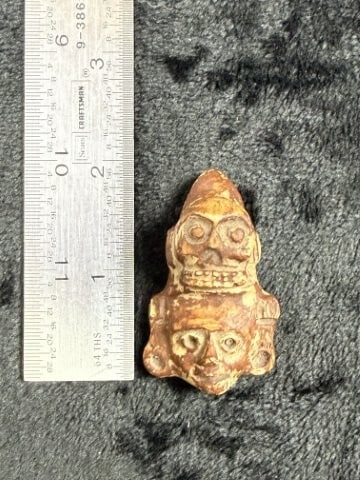 Chinese Jade Hongshan Figurine: KEY WORDS: INDIAN ARTIFACT ARTIFACTS ARROWHEAD ARROWHEADS NATIVE AMERICAN MISSISSIPPIAN QUAPAW CADDO POTTERY COINS MORGAN DOLLAR PEACE DOLLAR SILVER COINS. All coins have been Sigma tested for