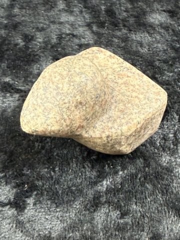 Birdstone Indian Artifact Arrowhead: KEY WORDS: INDIAN ARTIFACT ARTIFACTS ARROWHEAD ARROWHEADS NATIVE AMERICAN MISSISSIPPIAN QUAPAW CADDO POTTERY COINS MORGAN DOLLAR PEACE DOLLAR SILVER COINS. All coins have been Sigma tested for