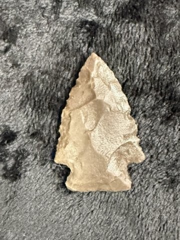 Arrow Point Indian Artifact Arrowhead - 2
