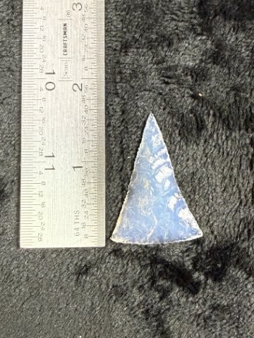 Triangle Indian Artifact Arrowhead: KEY WORDS: INDIAN ARTIFACT ARTIFACTS ARROWHEAD ARROWHEADS NATIVE AMERICAN MISSISSIPPIAN QUAPAW CADDO POTTERY COINS MORGAN DOLLAR PEACE DOLLAR SILVER COINS. All coins have been Sigma tested for
