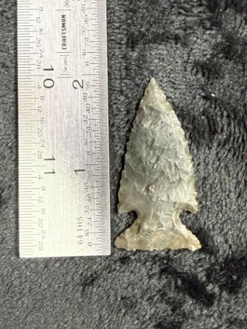 Arrow Point Indian Artifact Arrowhead: KEY WORDS: INDIAN ARTIFACT ARTIFACTS ARROWHEAD ARROWHEADS NATIVE AMERICAN MISSISSIPPIAN QUAPAW CADDO POTTERY COINS MORGAN DOLLAR PEACE DOLLAR SILVER COINS. All coins have been Sigma tested for