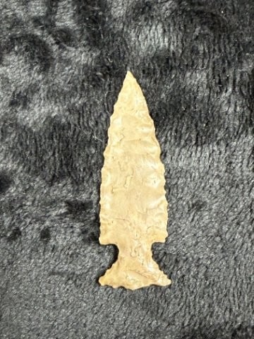 Arrow Point Indian Artifact Arrowhead - 2