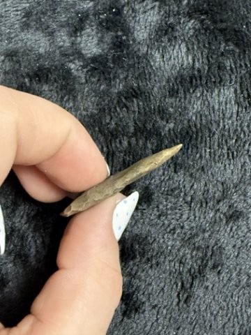 Arrow Point Indian Artifact Arrowhead - 3