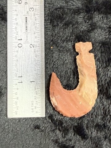 Flint Hook Indian Artifact Arrowhead: KEY WORDS: INDIAN ARTIFACT ARTIFACTS ARROWHEAD ARROWHEADS NATIVE AMERICAN MISSISSIPPIAN QUAPAW CADDO POTTERY COINS MORGAN DOLLAR PEACE DOLLAR SILVER COINS. All coins have been Sigma tested for
