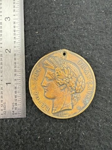 Medallion Paris 1878 Pendant: KEY WORDS: INDIAN ARTIFACT ARTIFACTS ARROWHEAD ARROWHEADS NATIVE AMERICAN MISSISSIPPIAN QUAPAW CADDO POTTERY COINS MORGAN DOLLAR PEACE DOLLAR SILVER COINS. All coins have been Sigma tested for authent