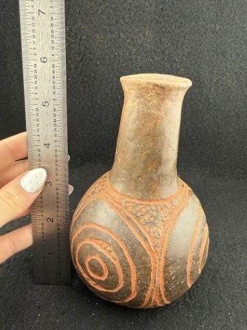 Miniature Caddo Engraved Water Bottle Minor Repair Indian Artifact Arrowhead: KEY WORDS: INDIAN ARTIFACT ARTIFACTS ARROWHEAD ARROWHEADS NATIVE AMERICAN MISSISSIPPIAN QUAPAW CADDO POTTERY COINS MORGAN DOLLAR PEACE DOLLAR SILVER COINS. All coins have been Sigma tested for