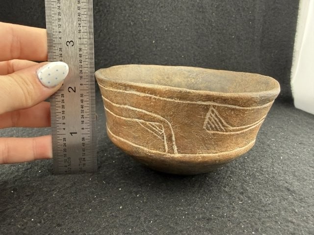 Miniature Caddo Bowl minor repair Indian Artifact Arrowhead: KEY WORDS: INDIAN ARTIFACT ARTIFACTS ARROWHEAD ARROWHEADS NATIVE AMERICAN MISSISSIPPIAN QUAPAW CADDO POTTERY COINS MORGAN DOLLAR PEACE DOLLAR SILVER COINS. All coins have been Sigma tested for