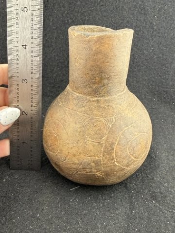 Miniature Caddo Water Bottle Solid: KEY WORDS: INDIAN ARTIFACT ARTIFACTS ARROWHEAD ARROWHEADS NATIVE AMERICAN MISSISSIPPIAN QUAPAW CADDO POTTERY COINS MORGAN DOLLAR PEACE DOLLAR SILVER COINS. All coins have been Sigma tested for