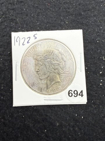 1922 S Peace Silver Dollar Coin: KEY WORDS: INDIAN ARTIFACT ARTIFACTS ARROWHEAD ARROWHEADS NATIVE AMERICAN MISSISSIPPIAN QUAPAW CADDO POTTERY COINS MORGAN DOLLAR PEACE DOLLAR SILVER COINS. All coins have been Sigma tested for authent