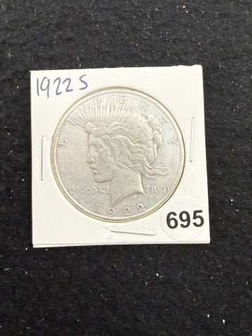 1922 S Peace Silver Dollar Coin: KEY WORDS: INDIAN ARTIFACT ARTIFACTS ARROWHEAD ARROWHEADS NATIVE AMERICAN MISSISSIPPIAN QUAPAW CADDO POTTERY COINS MORGAN DOLLAR PEACE DOLLAR SILVER COINS. All coins have been Sigma tested for authent