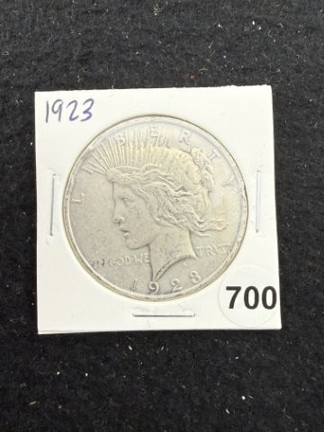 1923 Peace Silver Dollar Coin: KEY WORDS: INDIAN ARTIFACT ARTIFACTS ARROWHEAD ARROWHEADS NATIVE AMERICAN MISSISSIPPIAN QUAPAW CADDO POTTERY COINS MORGAN DOLLAR PEACE DOLLAR SILVER COINS. All coins have been Sigma tested for authent