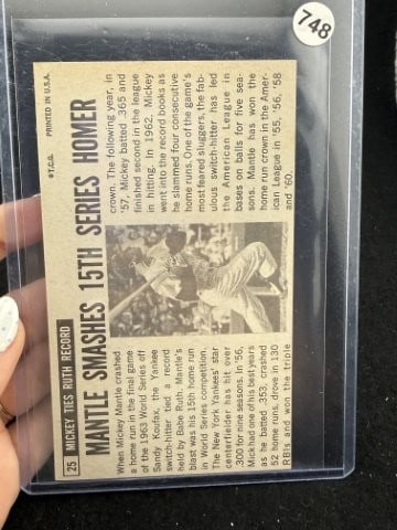 Topps Mickey Mantle Baseball Card - 2