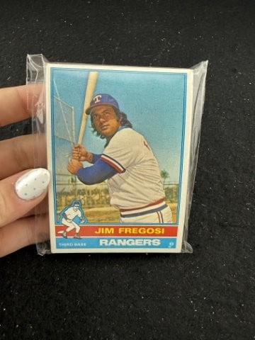 Group of 1976 Topps Baseball Cards: KEY WORDS: INDIAN ARTIFACT ARTIFACTS ARROWHEAD ARROWHEADS NATIVE AMERICAN MISSISSIPPIAN QUAPAW CADDO POTTERY COINS MORGAN DOLLAR PEACE DOLLAR SILVER COINS. All coins have been Sigma tested for
