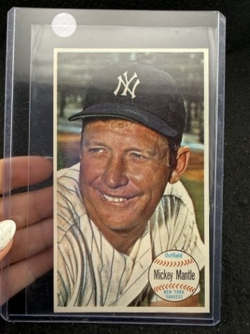 Mickey Mantle Baseball Card: KEY WORDS: INDIAN ARTIFACT ARTIFACTS ARROWHEAD ARROWHEADS NATIVE AMERICAN MISSISSIPPIAN QUAPAW CADDO POTTERY COINS MORGAN DOLLAR PEACE DOLLAR SILVER COINS. All coins have been Sigma tested for authent