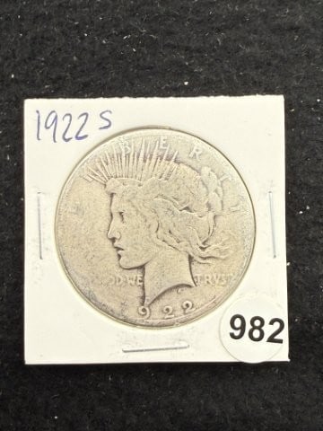1922 S Peace Silver Dollar Coin: KEY WORDS: INDIAN ARTIFACT ARTIFACTS ARROWHEAD ARROWHEADS NATIVE AMERICAN MISSISSIPPIAN QUAPAW CADDO POTTERY COINS MORGAN DOLLAR PEACE DOLLAR SILVER COINS. All coins have been Sigma tested for