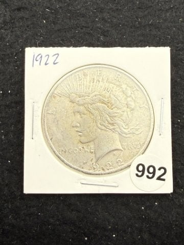 1922 Peace Silver Dollar Coin: KEY WORDS: INDIAN ARTIFACT ARTIFACTS ARROWHEAD ARROWHEADS NATIVE AMERICAN MISSISSIPPIAN QUAPAW CADDO POTTERY COINS MORGAN DOLLAR PEACE DOLLAR SILVER COINS. All coins have been Sigma tested for