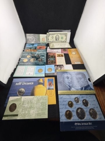 Group of Collector Coins & Currency: KEY WORDS: INDIAN ARTIFACT ARTIFACTS ARROWHEAD ARROWHEADS NATIVE AMERICAN MISSISSIPPIAN QUAPAW CADDO POTTERY COINS MORGAN DOLLAR PEACE DOLLAR SILVER COINS. All coins have been Sigma tested for