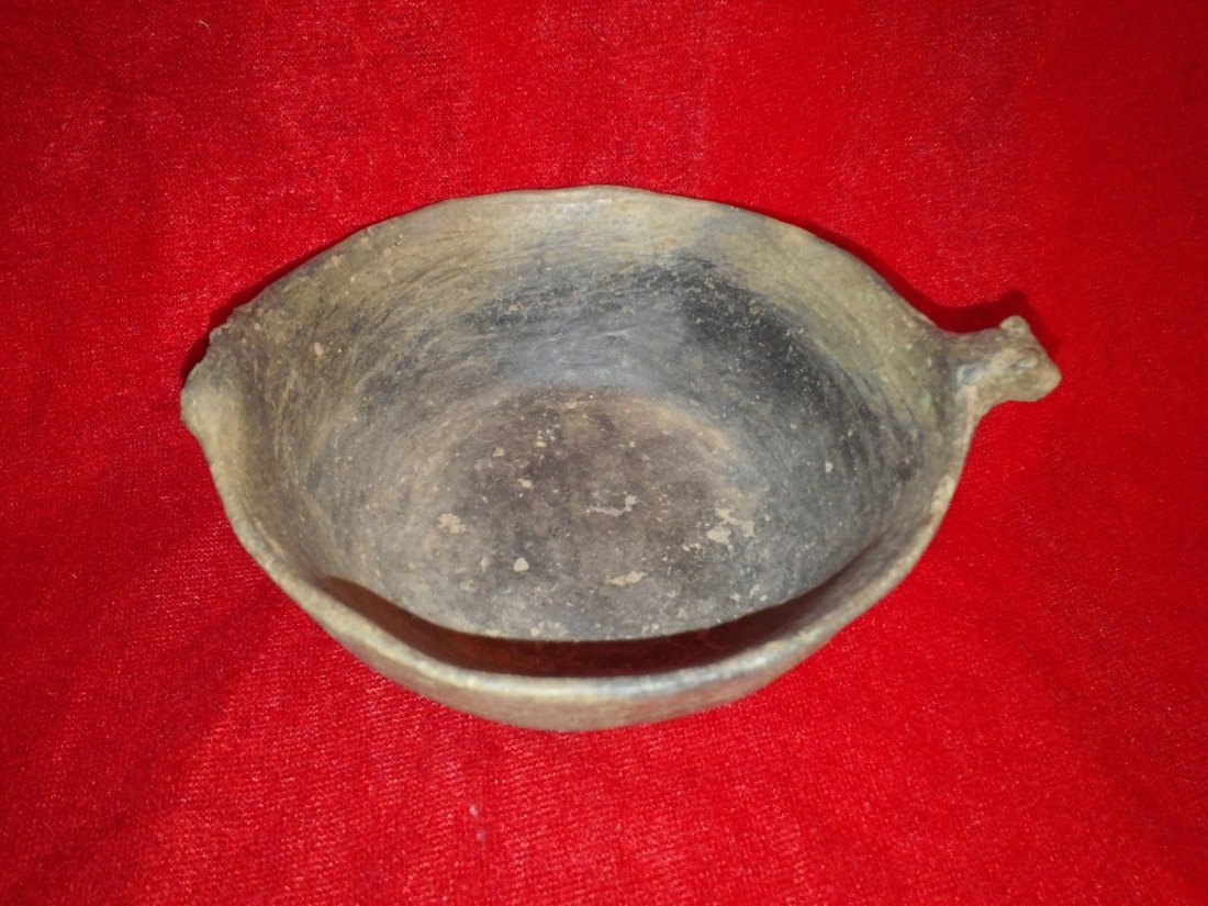 CADDO BEAR EFFIGY BOWL: 2'T 5&1/2'W FROM MILLER CO., AR MINOR CHIPS RARELY FOUND